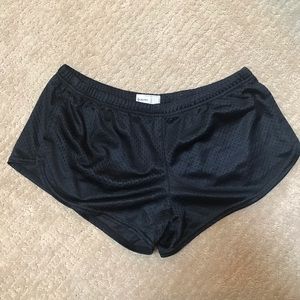 Black bootie short